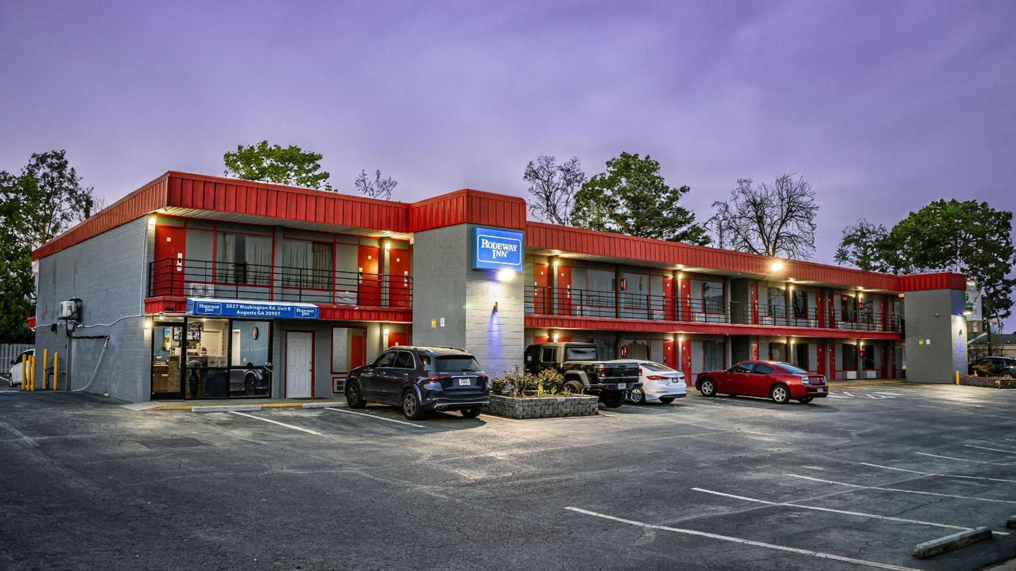 Rodeway Inn Augusta Exterior photo